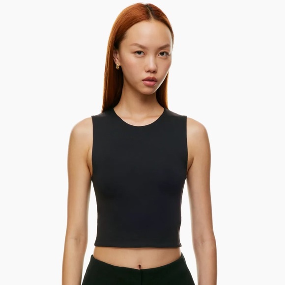 HOT PINK ARITZIA CONTOUR MUSCLE TANK - Picture 3 of 7